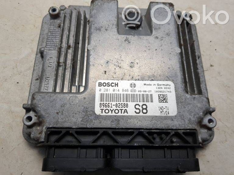 Toyota Auris 150 Engine control unit/module 