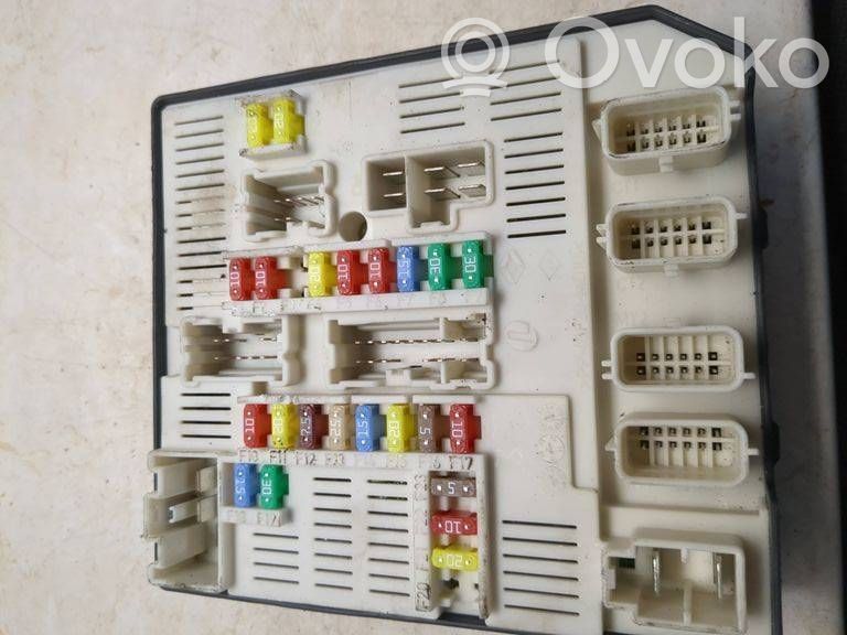Renault Megane II Fuse module 