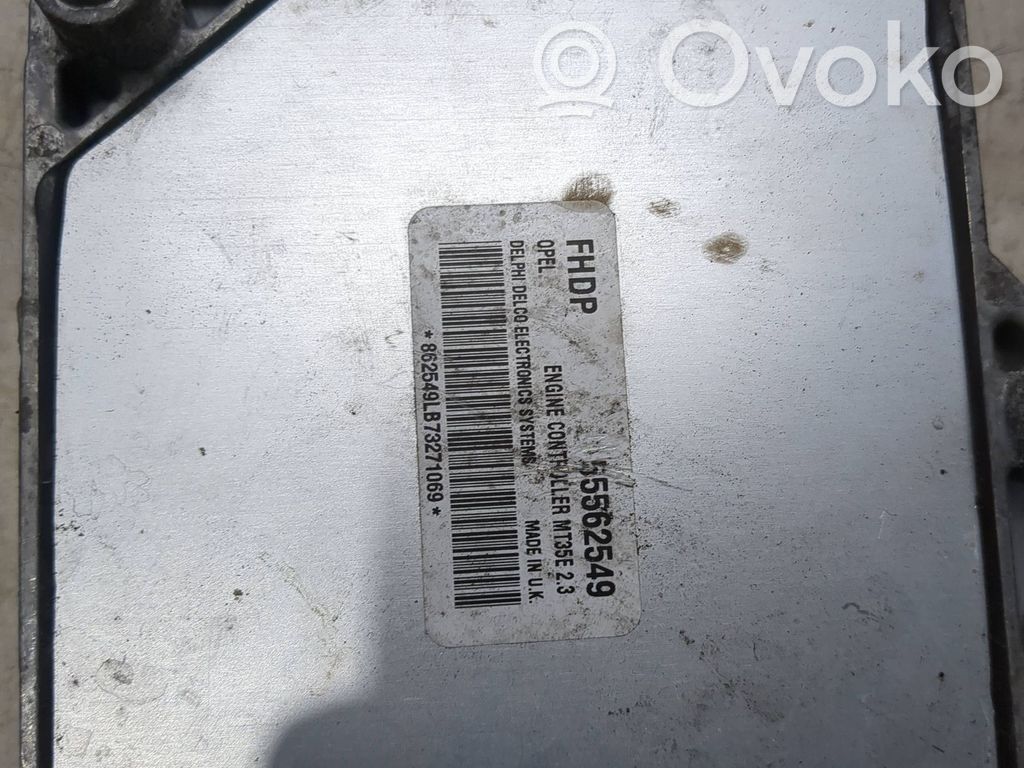 Opel Zafira B Engine control unit/module 