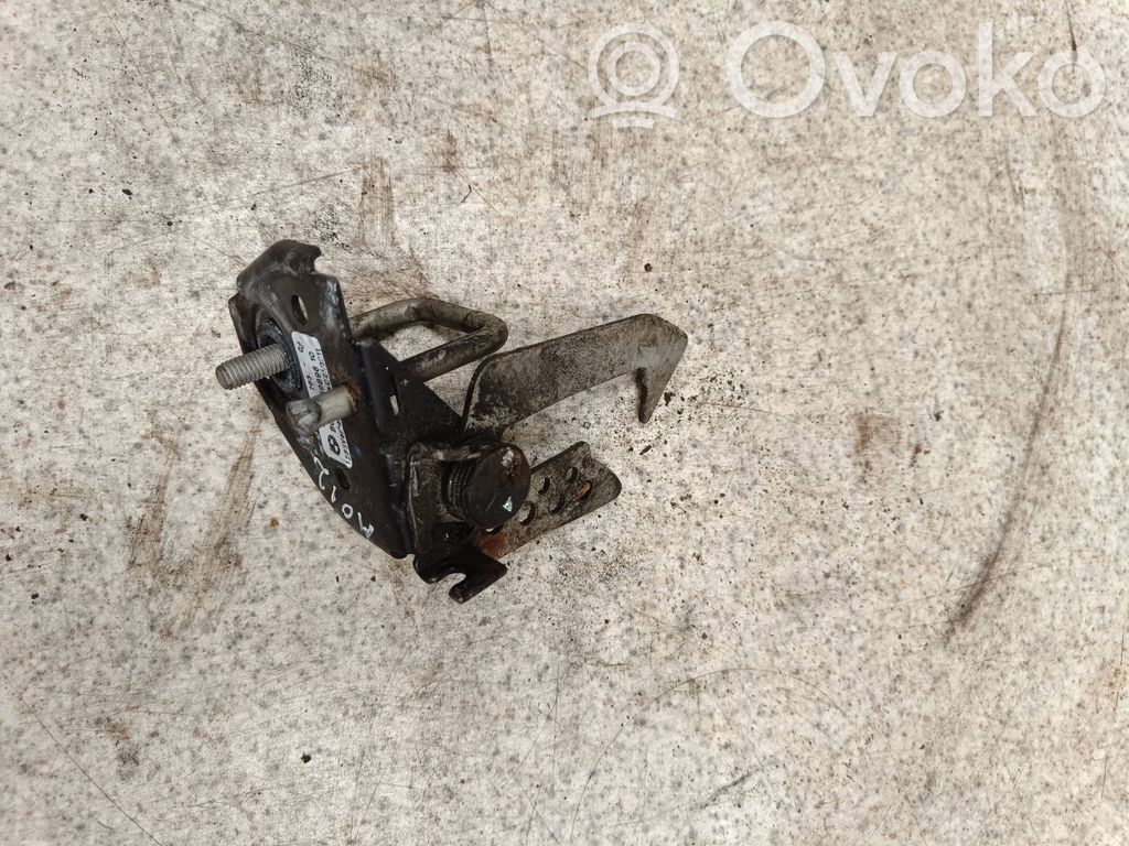 BMW 5 F10 F11 Spyna variklio dangčio 