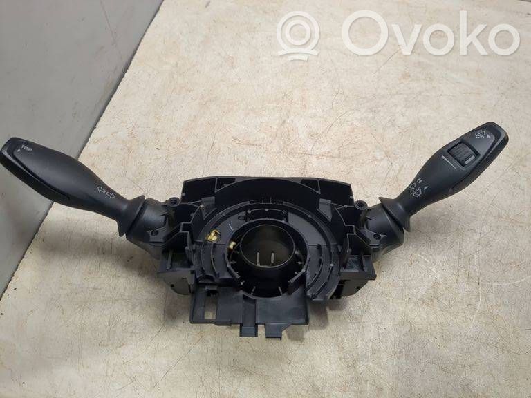 Ford Ecosport Wiper turn signal indicator stalk/switch 