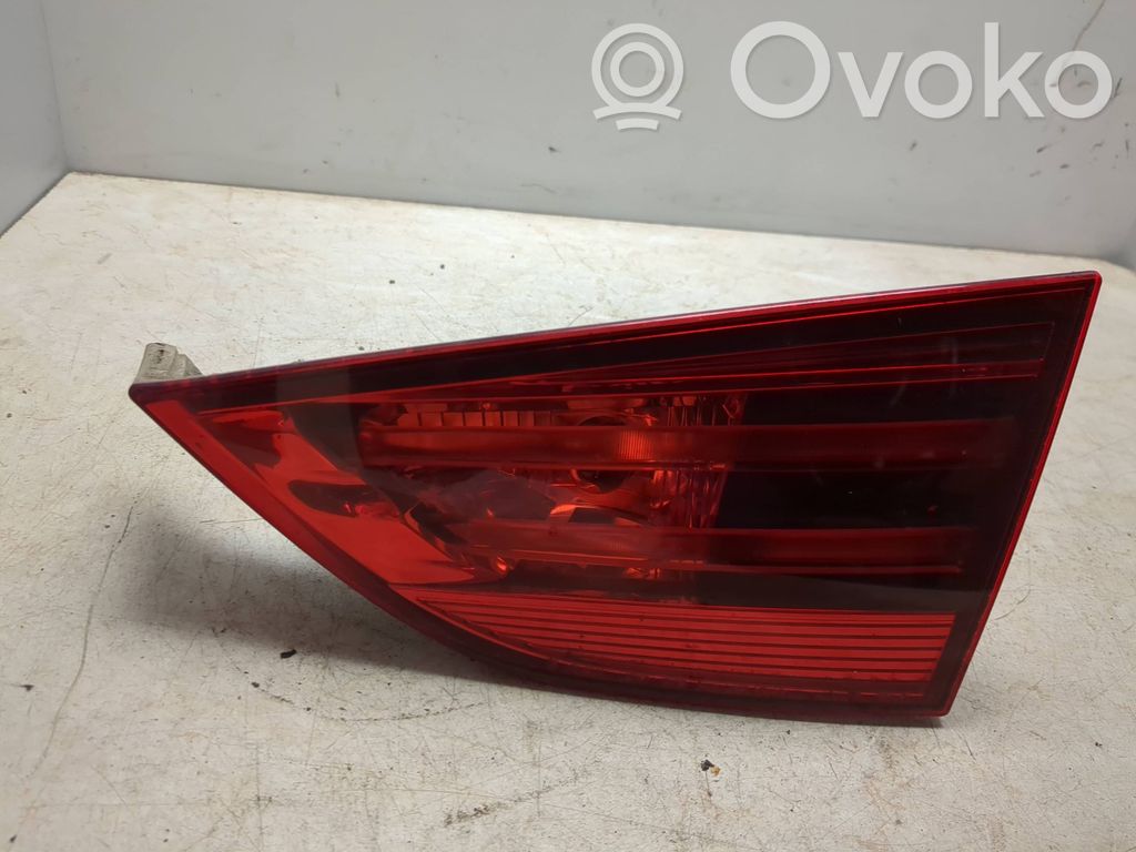 Lampy tylnej klapy bagażnika   03426500,2210611448,2990114