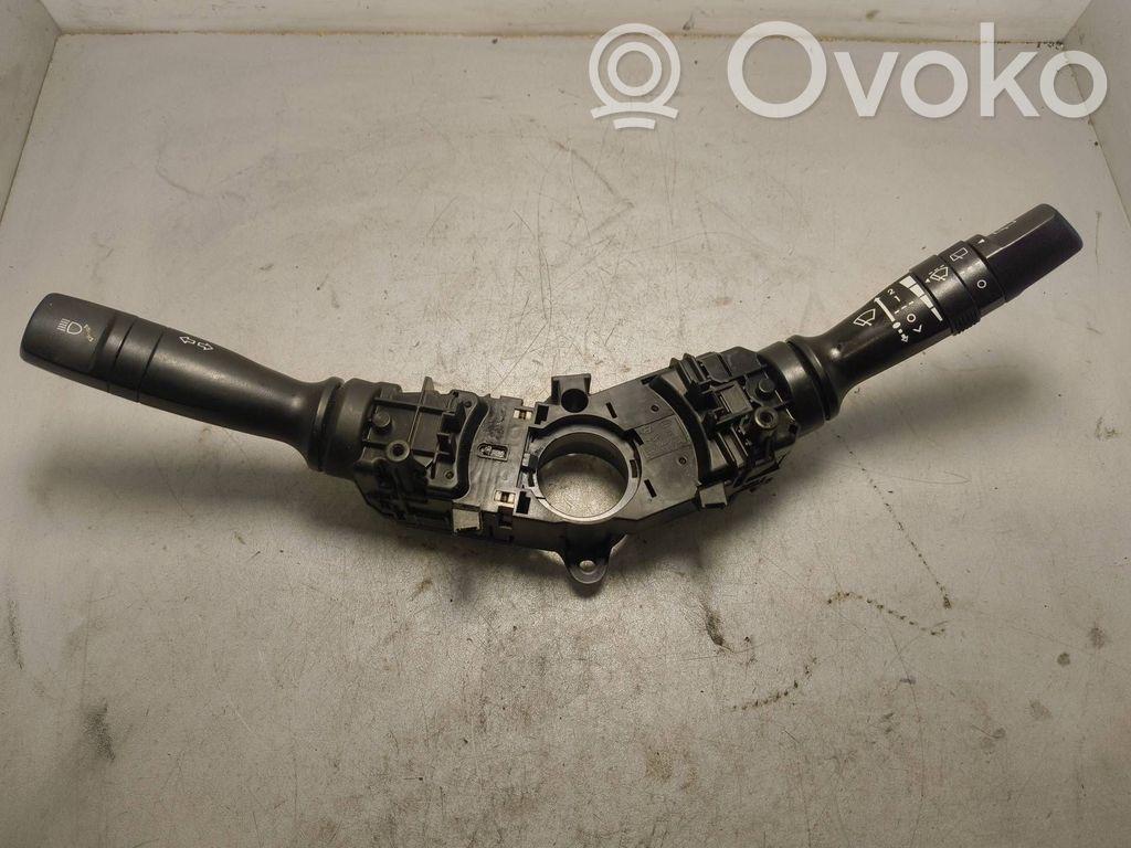 Hyundai ix35 Interruptor/palanca de limpiador de luz de giro 