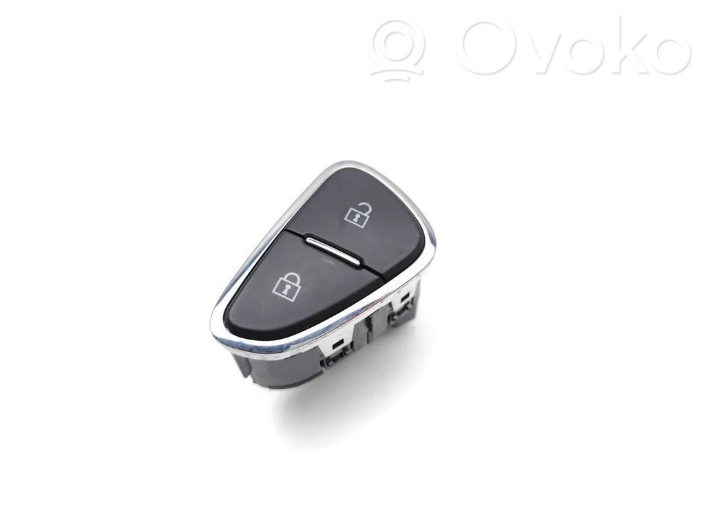 Opel Corsa E Central locking switch button 