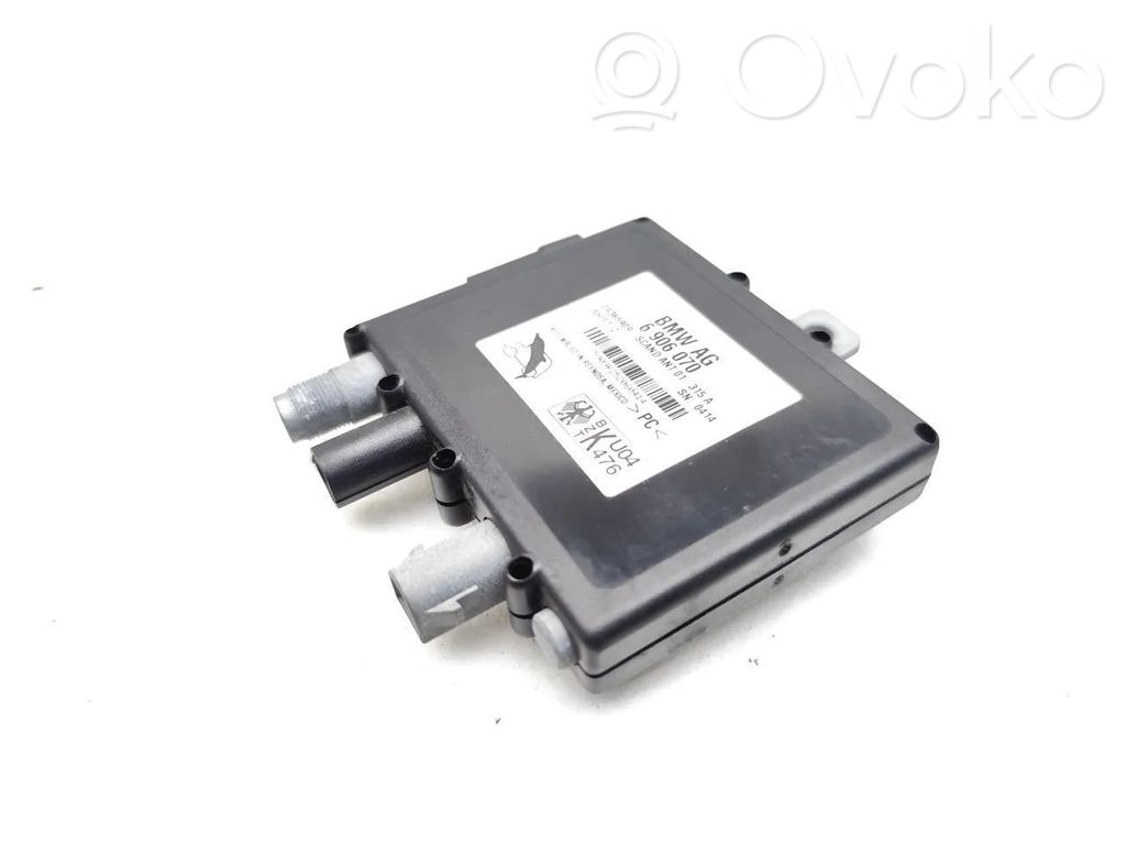 BMW X5 E53 Aerial antenna amplifier 