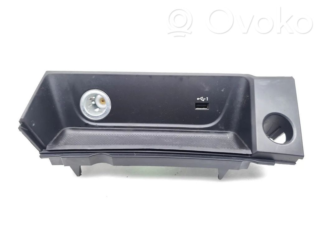 Audi A4 S4 B9 Enchufe conector USB 
