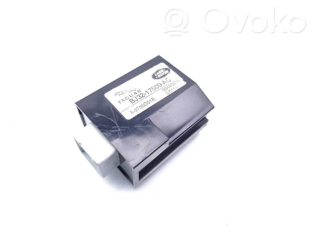 Land Rover Range Rover Evoque L538 Window wiper relay 