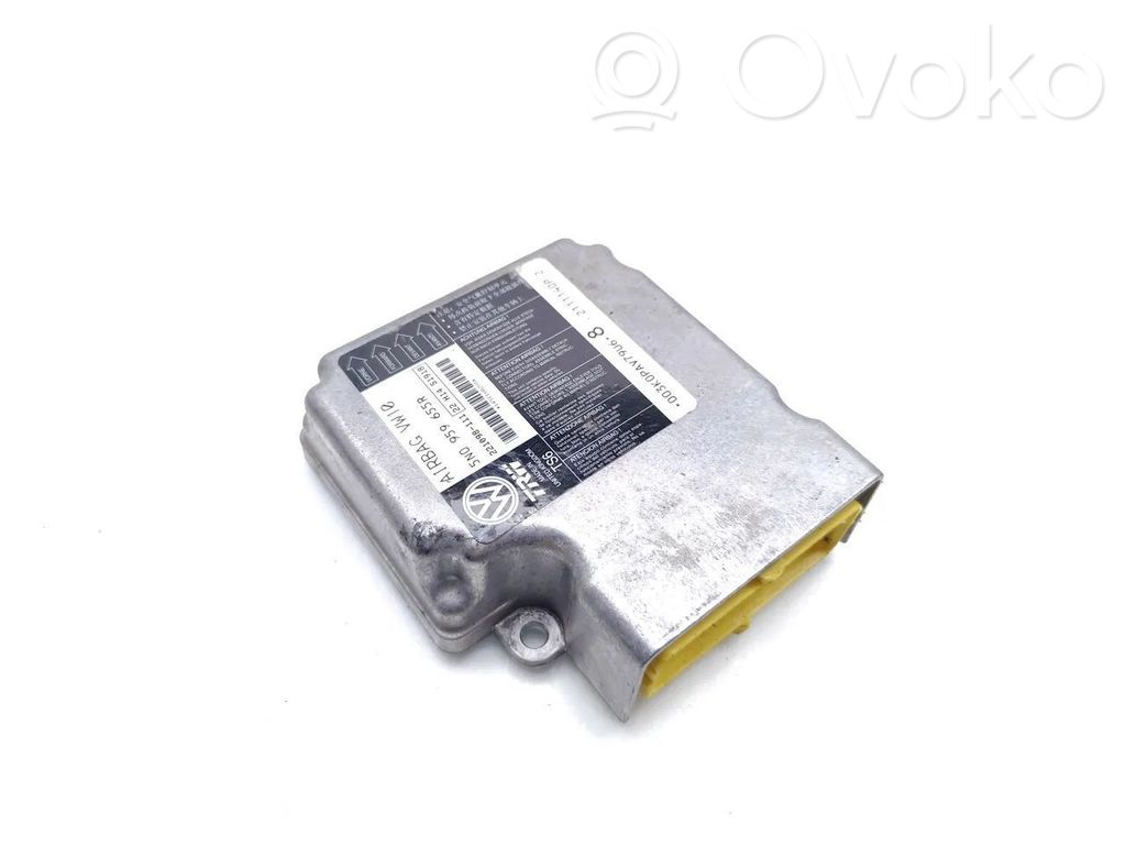 Volkswagen PASSAT B7 Airbag control unit/module 