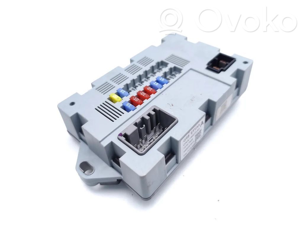Jaguar XE Fuse module 
