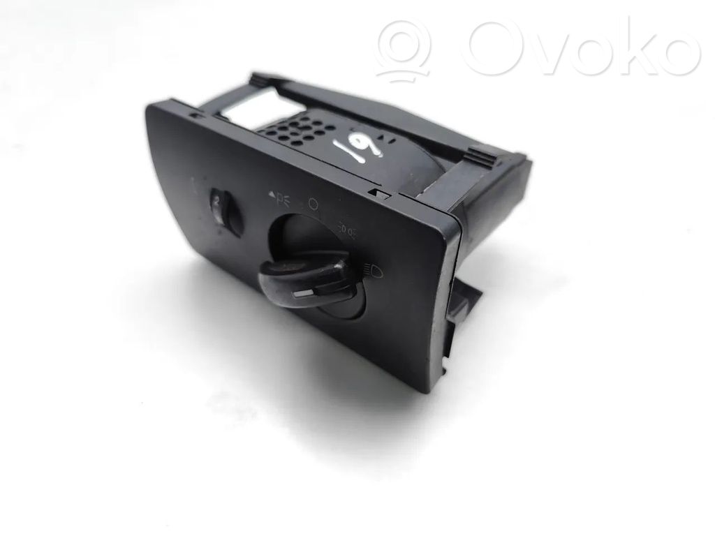 Ford Mondeo MK IV Light switch 