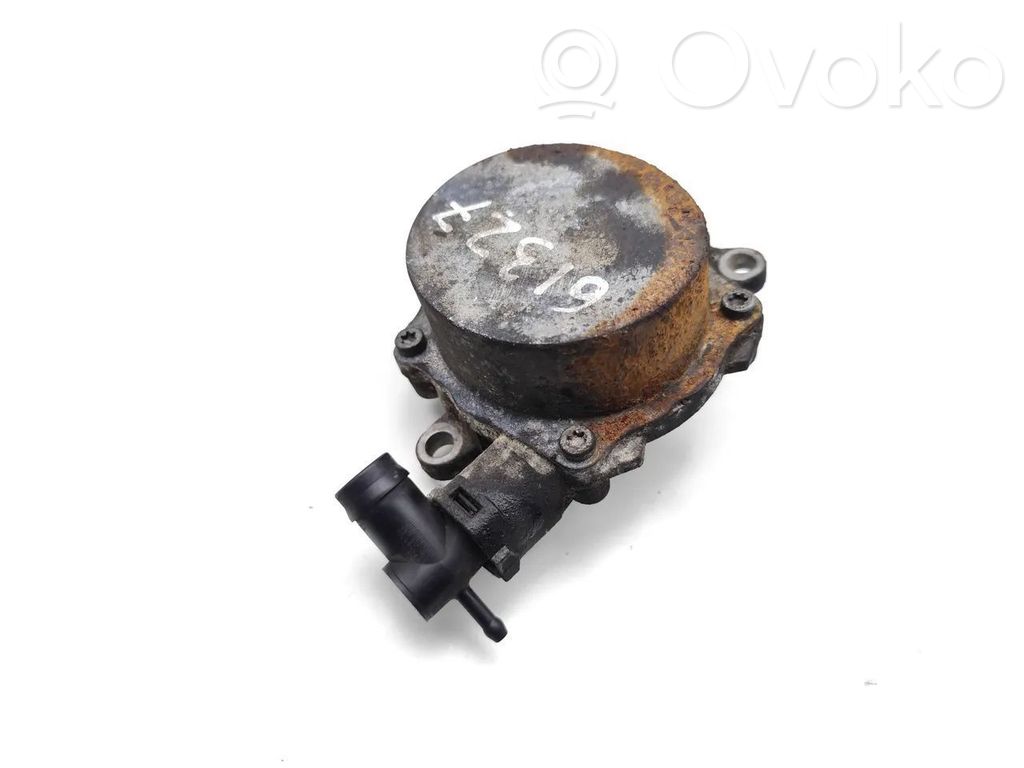 Vacuum pump