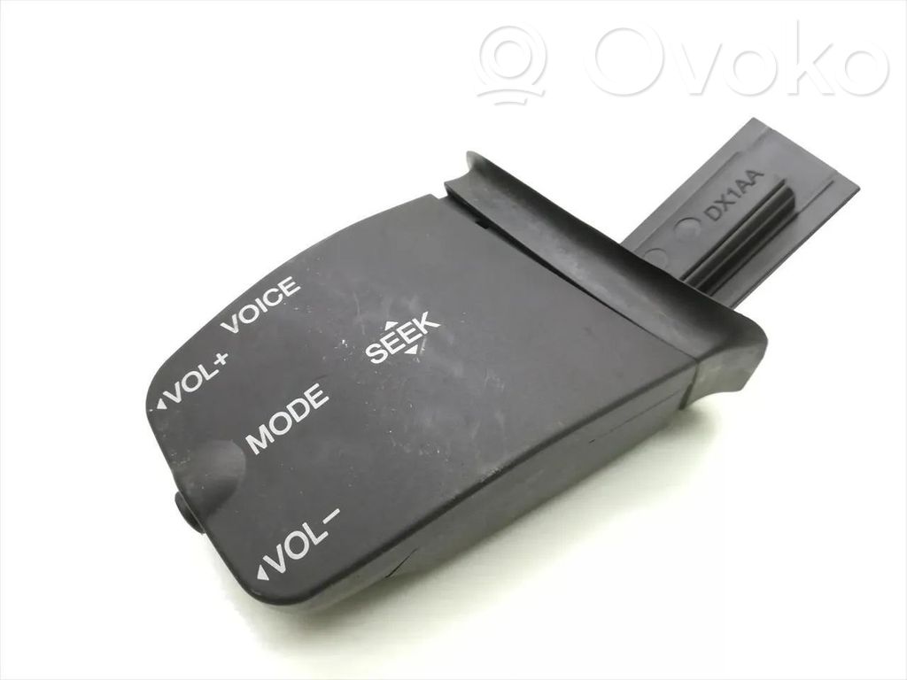 Ford Focus Sound control switch 