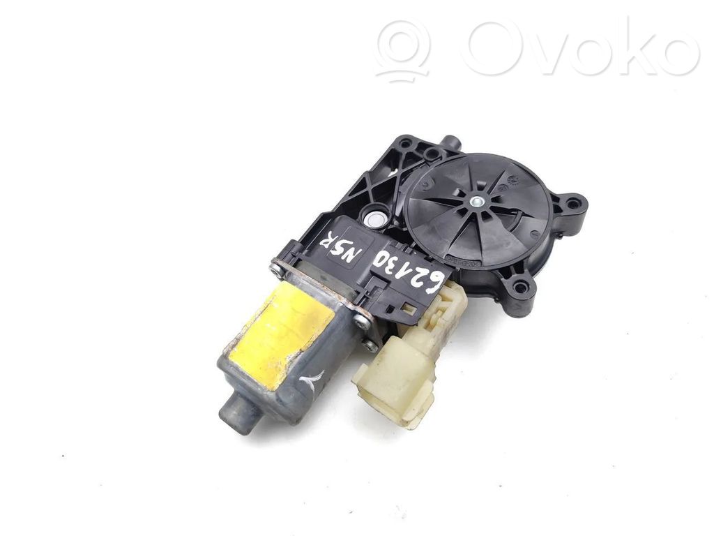 Silnik regulatora szyby drzwi przednich   0130822733,CM093120