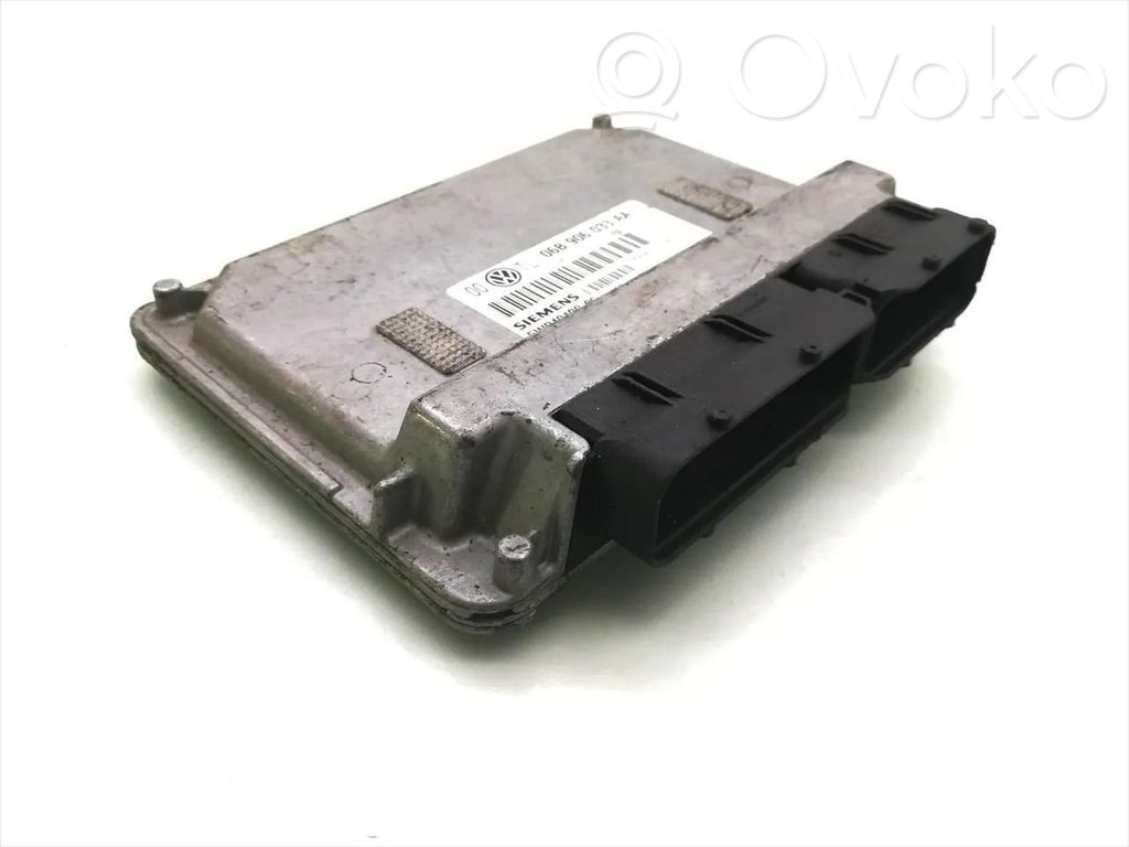Volkswagen PASSAT B5.5 Engine control unit/module 