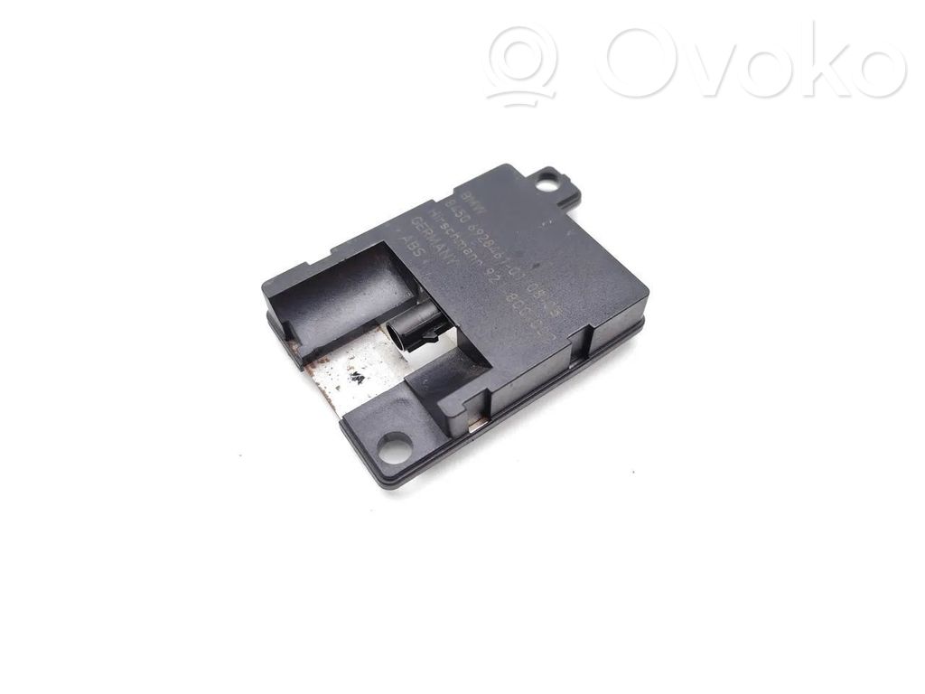 BMW 3 E90 E91 Aerial antenna amplifier 