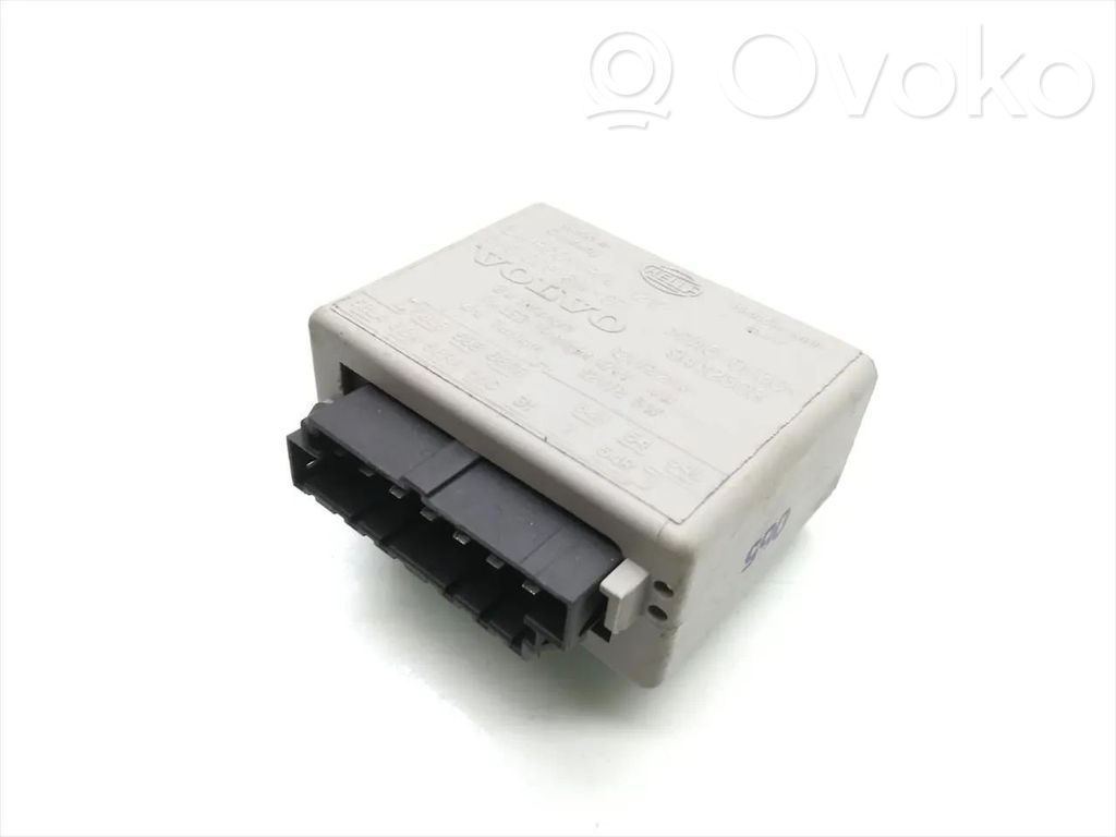 Volvo XC70 Light module LCM 