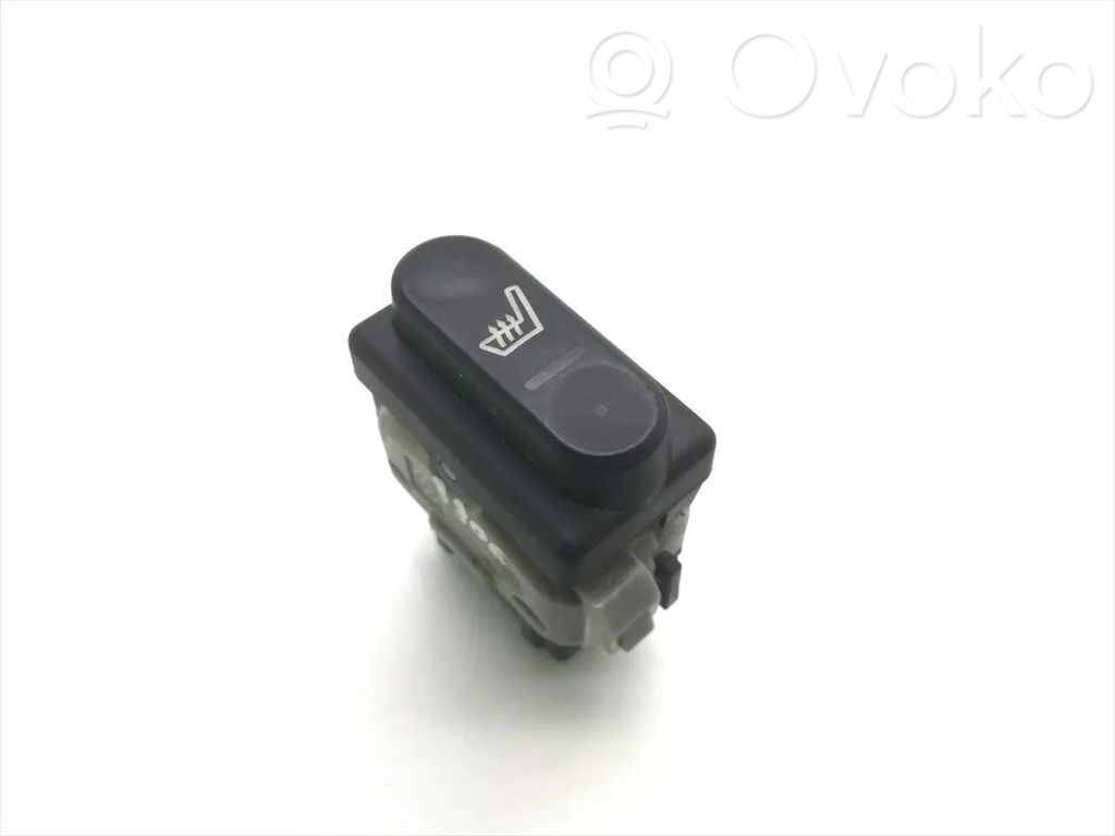 Nissan Qashqai Seat heating switch 