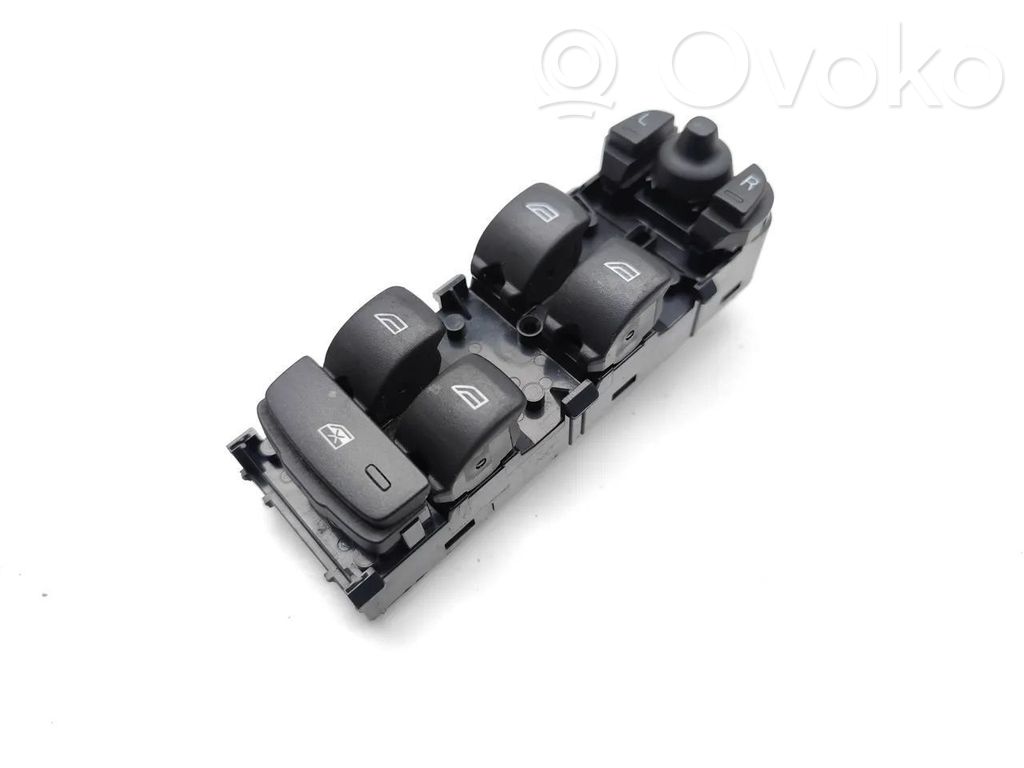 Volvo V70 Electric window control switch 
