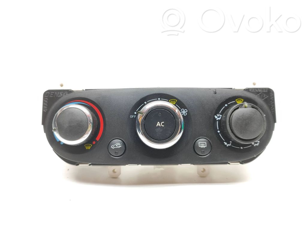 Renault Captur Climate control unit 