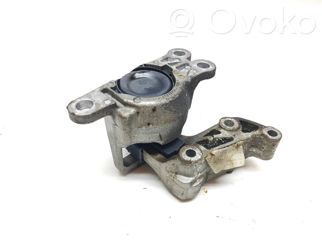 Renault Kadjar Engine mount bracket 