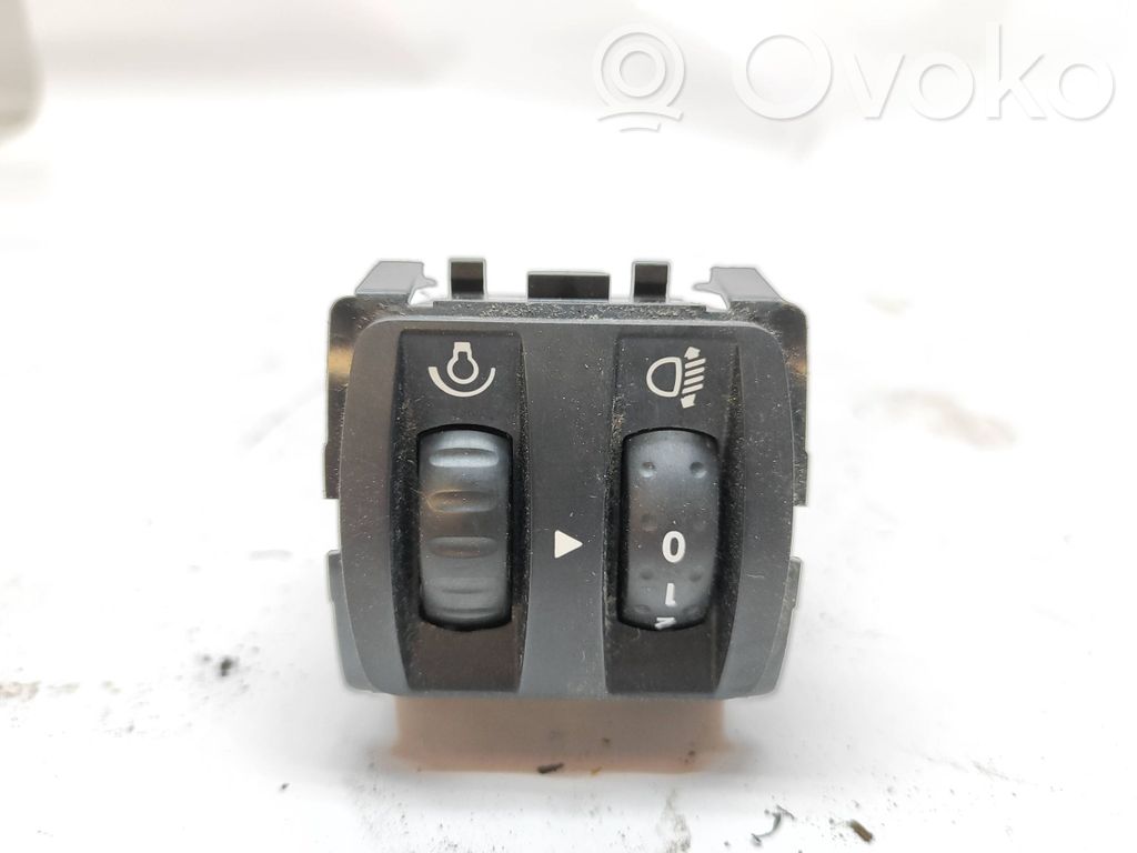 Renault Trafic III (X82) Headlight level height control switch 
