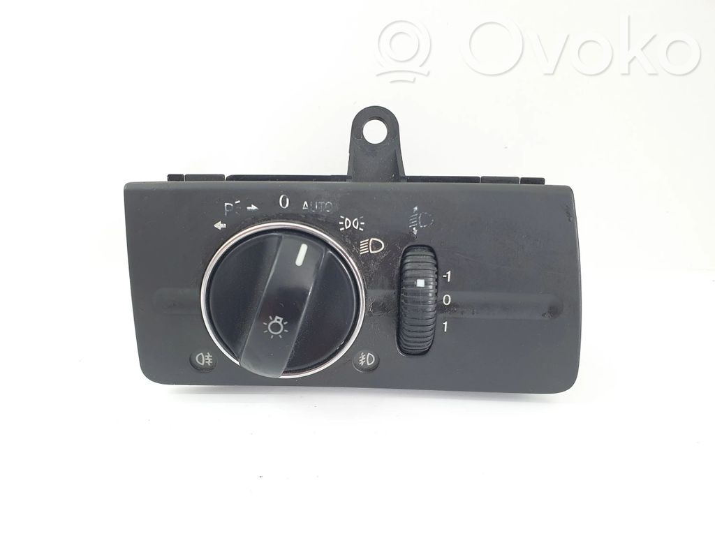 Mercedes-Benz E W211 Light switch 
