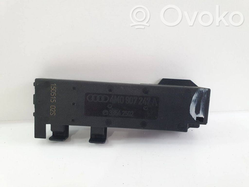 Audi Q7 4M Keyless (KESSY) go control unit/module 
