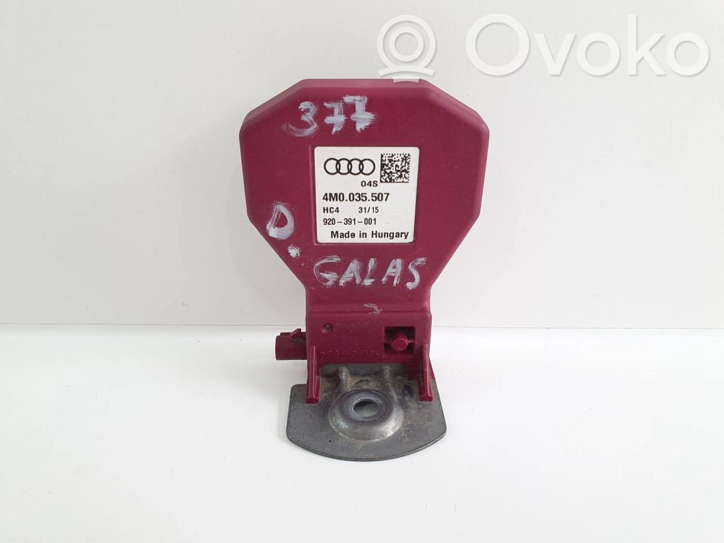 Audi Q7 4M Antenos stiprintuvas 