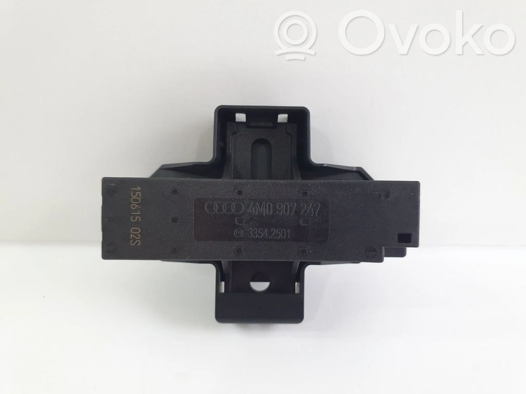 Audi Q7 4M Keyless (KESSY) go control unit/module 