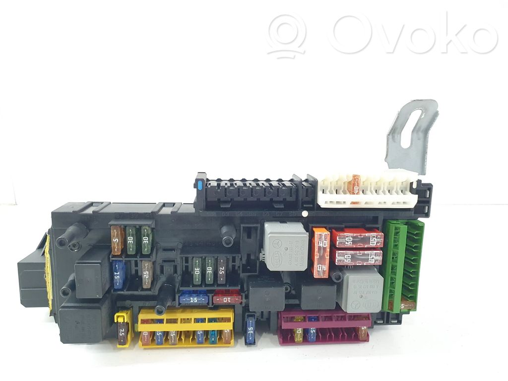 Mercedes-Benz E W212 Fuse module 