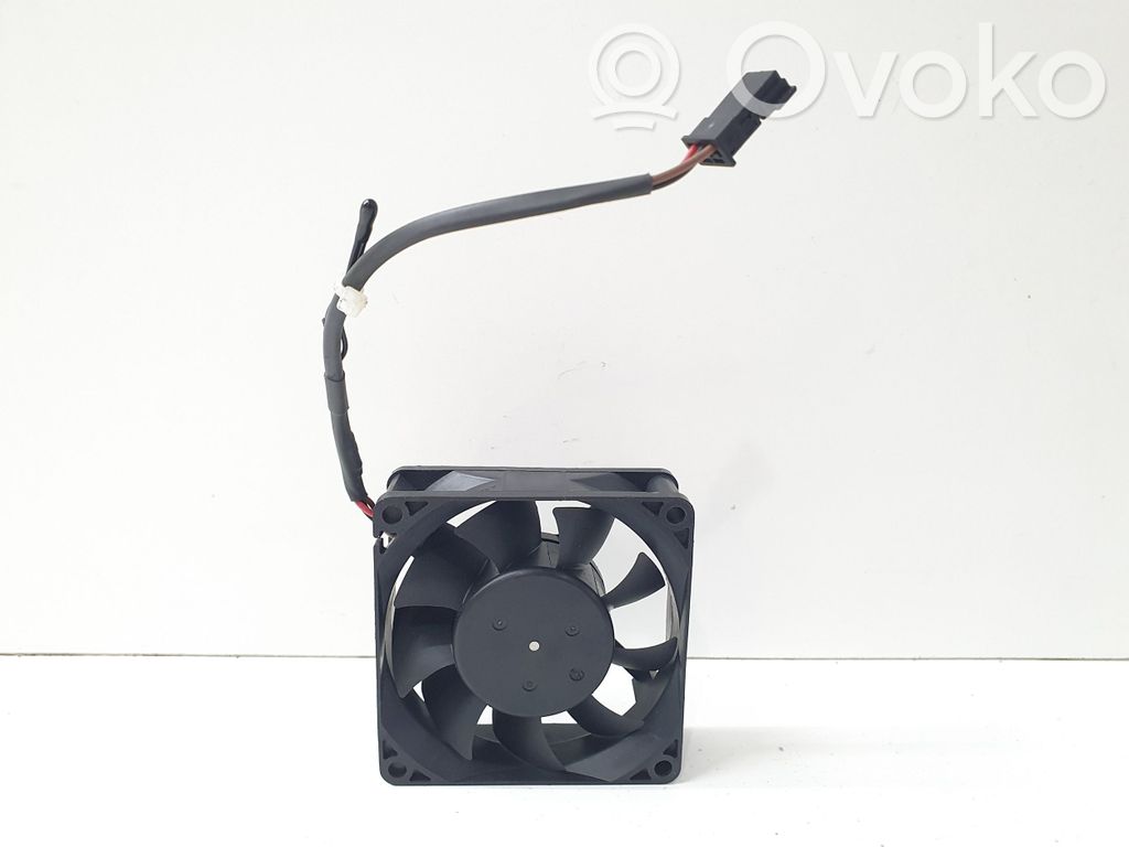 BMW 6 F12 F13 Engine control unit/module fan 