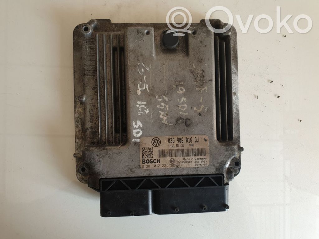 Volkswagen Golf V Engine control unit/module 