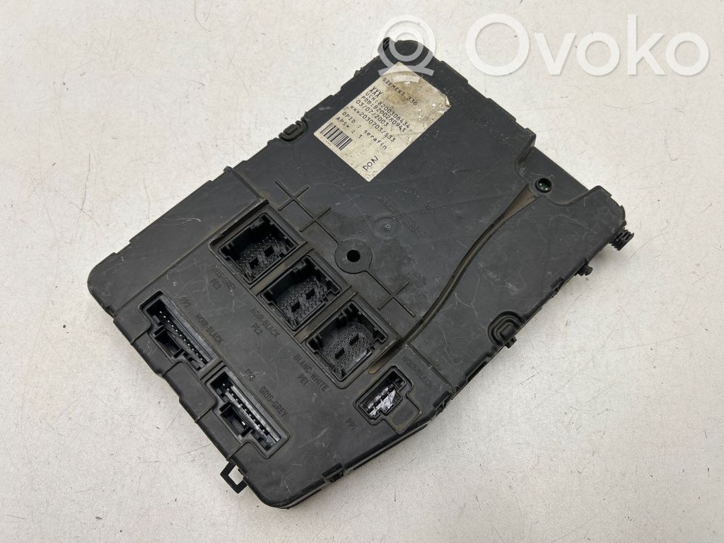 Renault Megane II Comfort/convenience module 