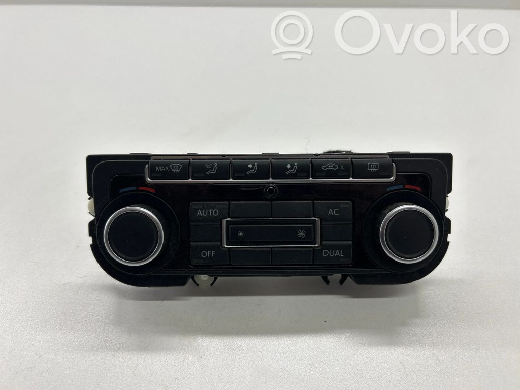Volkswagen PASSAT B7 Climate control unit 