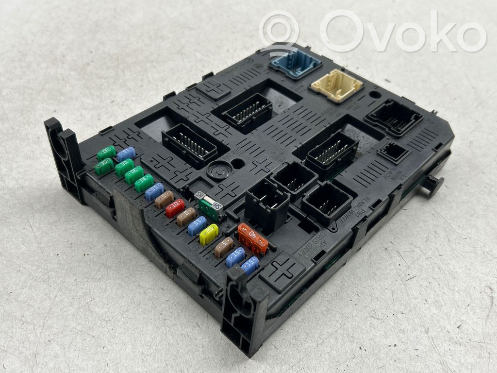 Citroen C4 Grand Picasso Drošinātāju bloks 