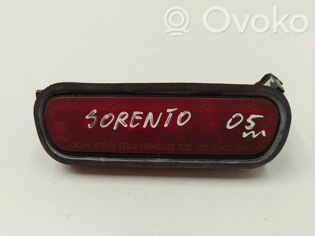KIA Sorento Third/center stoplight 