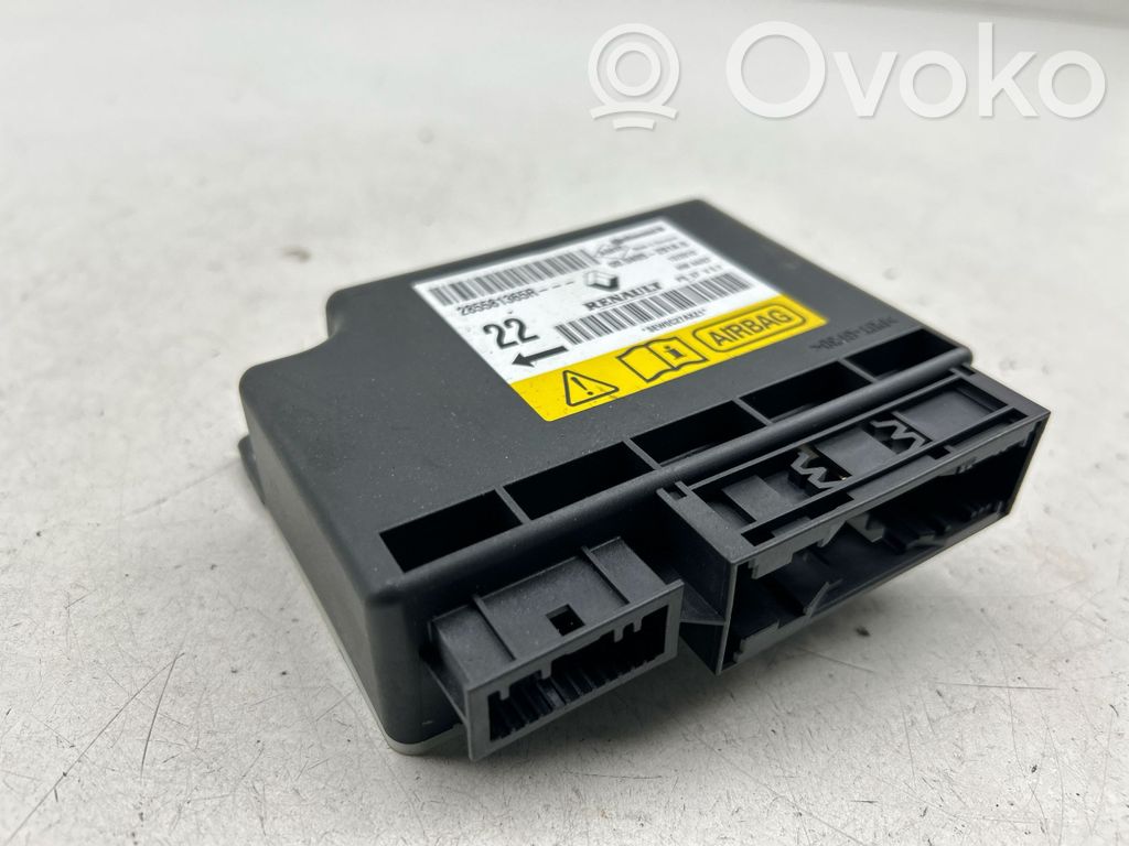 Renault Megane III Airbag control unit/module 