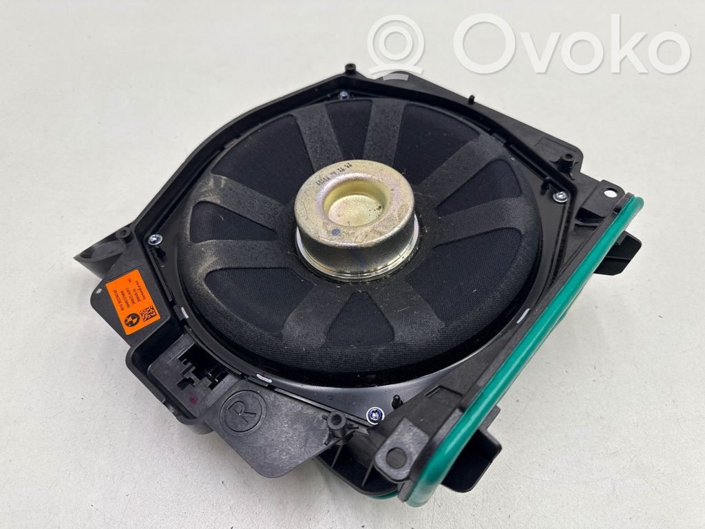 BMW 2 G42 Subwoofer speaker 