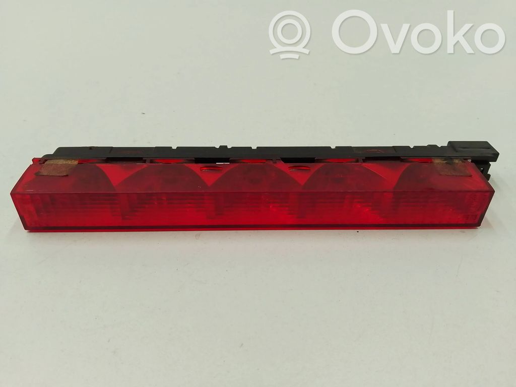 Ford Focus Third/center stoplight 