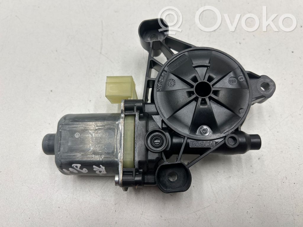 Audi Q3 F3 Asa reguladora de la puerta trasera 