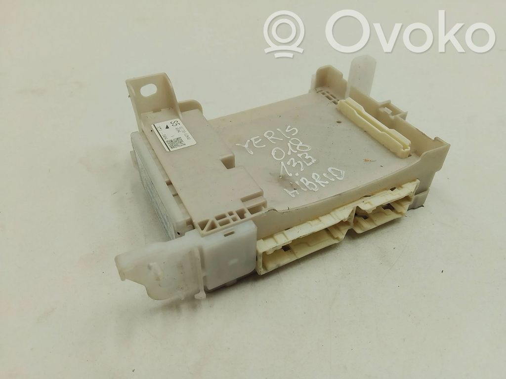 Toyota Yaris Fuse module 