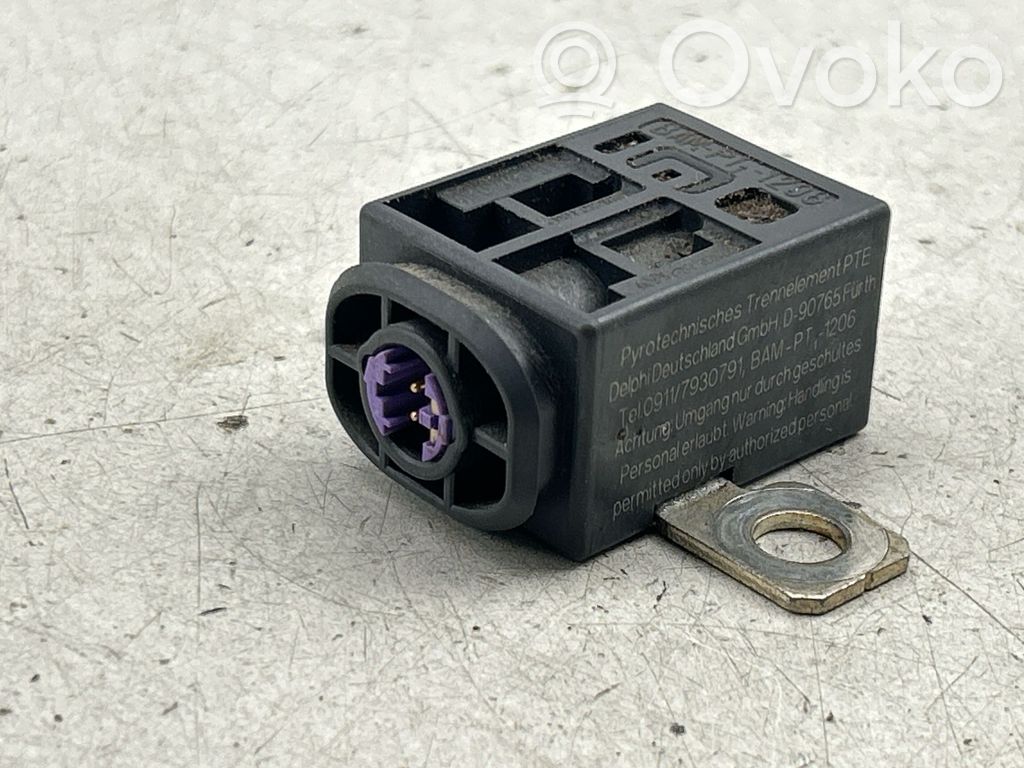 Audi Q7 4L Battery relay fuse 