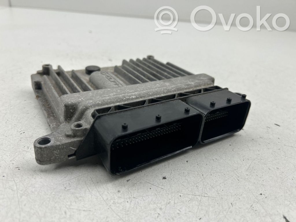 Mercedes-Benz C W204 Engine control unit/module 
