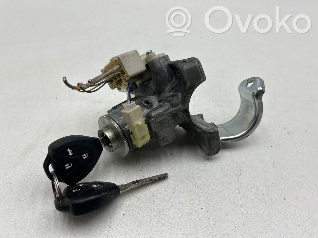 Toyota Avensis T270 Ignition lock 