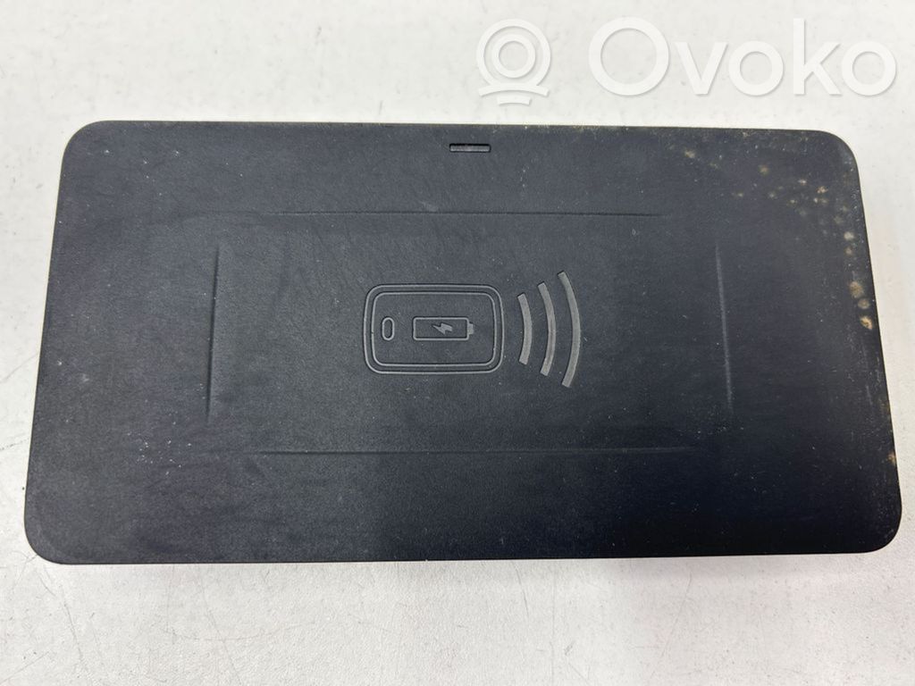 BMW 2 G42 Wireless charging module 