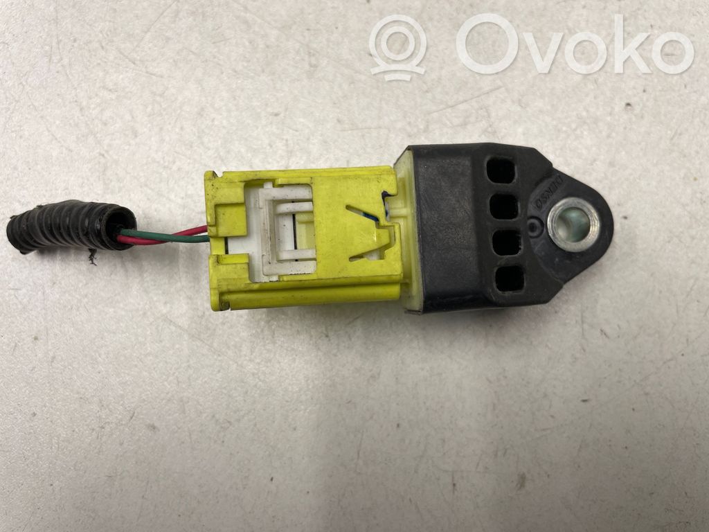 Toyota Yaris Airbagsensor Crashsensor Drucksensor 