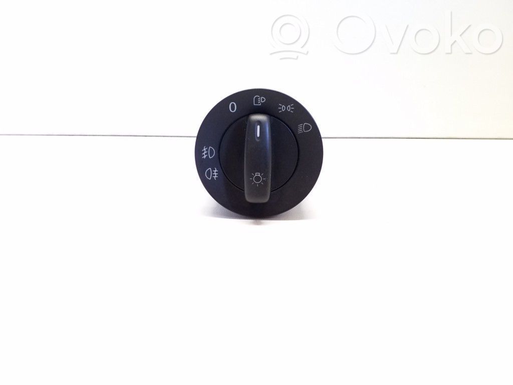 Volkswagen Jetta V Light switch 