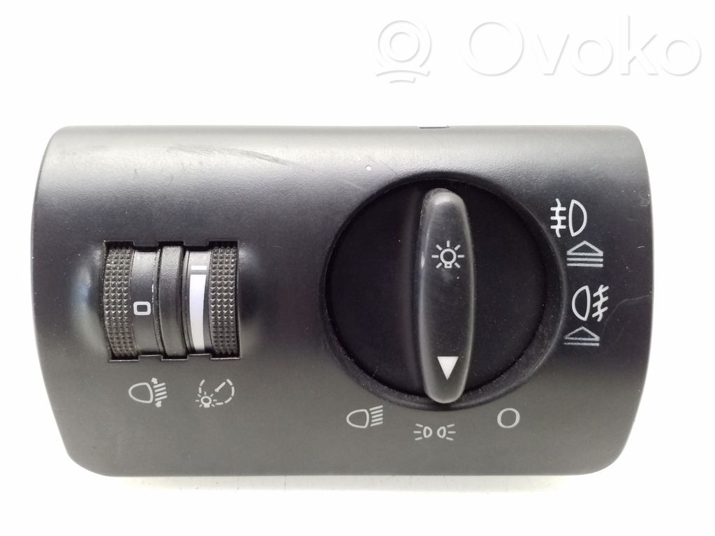 Audi A4 S4 B5 8D Light switch 