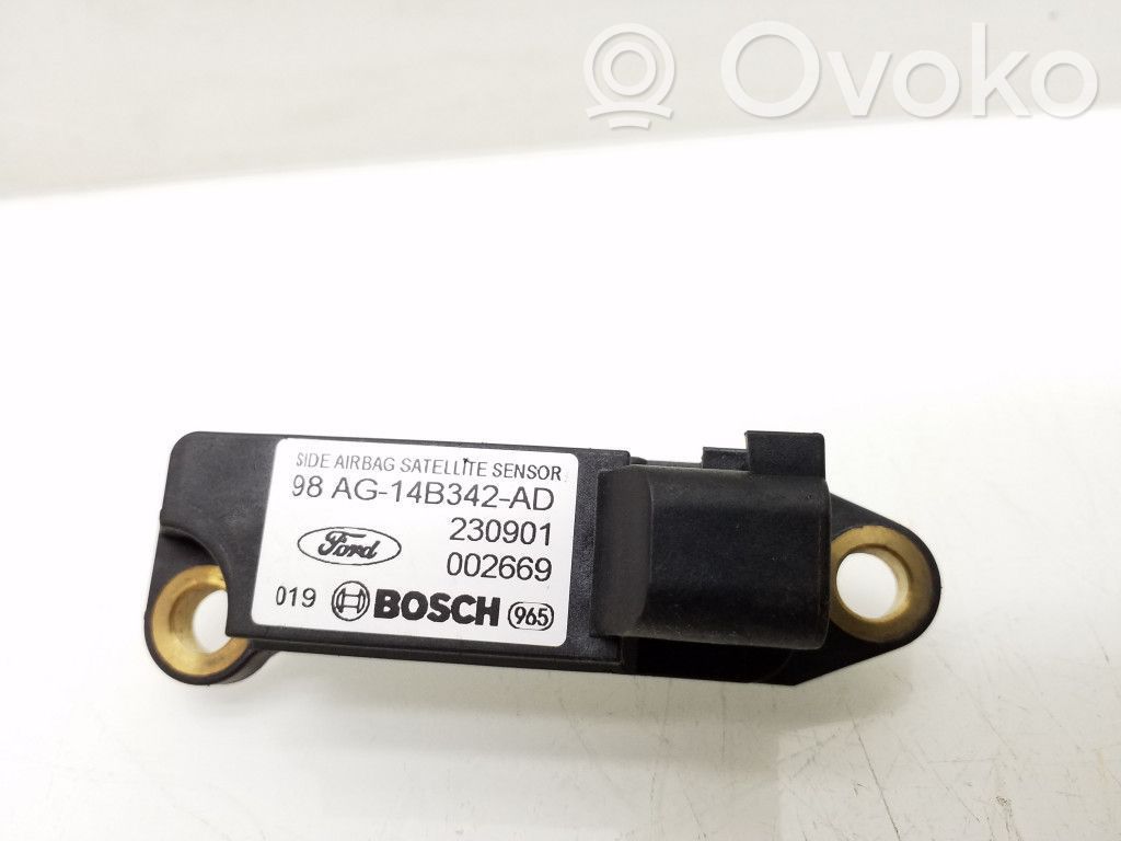 Ford Focus Airbagsensor Crashsensor Drucksensor 