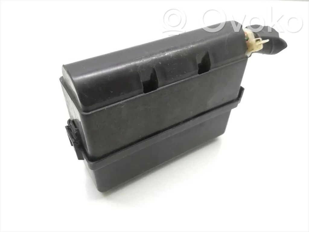 Subaru Forester SH Juego de caja de fusibles 